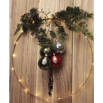 Winter Decoration Metal Round Hanging With LED Supplier