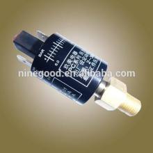 Adjustable water pump with automatic pressure control