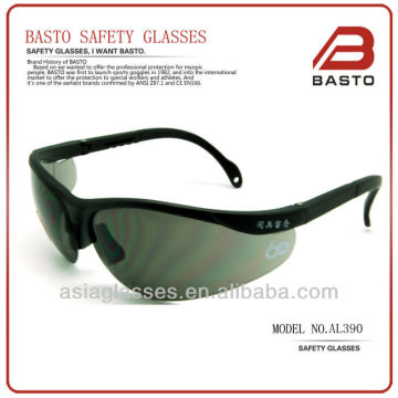 Adult safety eyewear