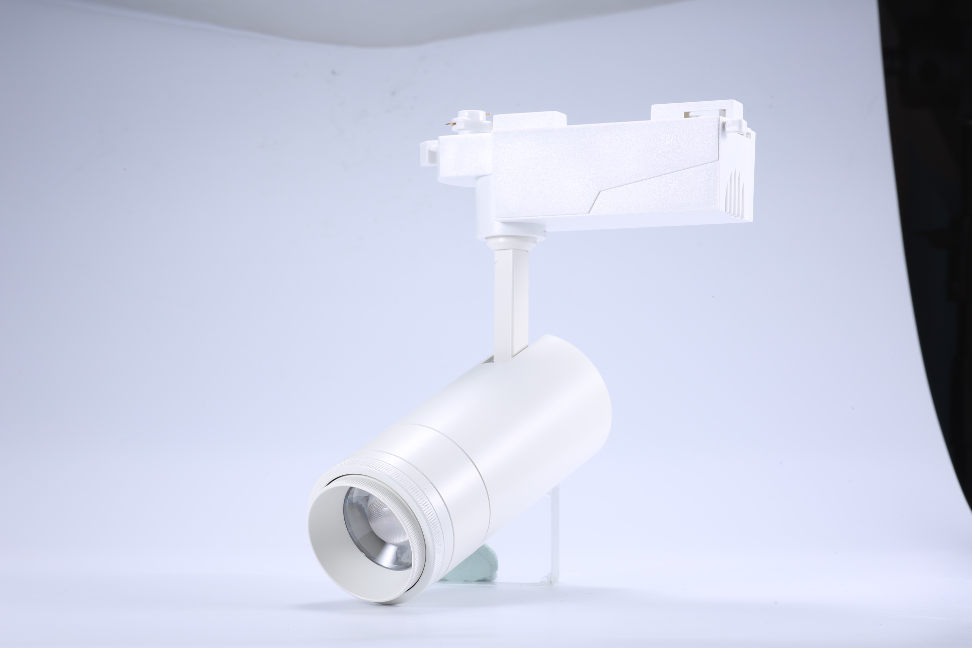 Leica B Zoom Series ETL Black White Customizable Surface Track Light Aluminum Retail Track Lighting Led Tracking Light