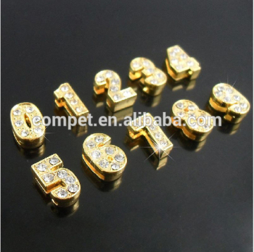 Supply metal alphabets 8MM gold full diamond slide numbers
