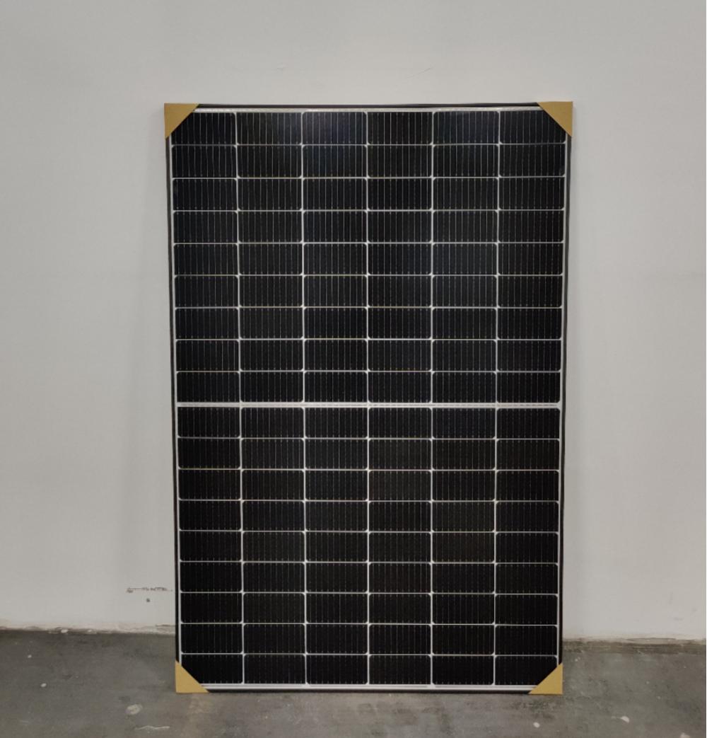 European Stock 182mm 410W Black Frame Solar Panel