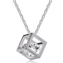 Fashionable Square-shaped Crystal Necklace,Diamond Necklace,Square Necklace