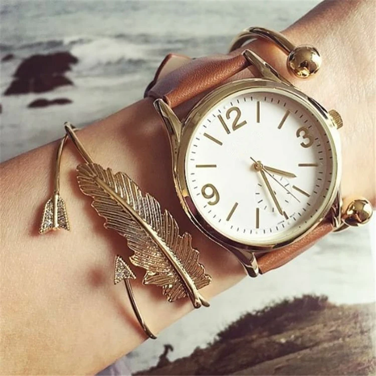 Promotion Wholesale Bracelet Women Handmade Custom Charm Fashion Bracelets Jewelry Simple Charm Twisted Gold Plated Fashion Bracelet