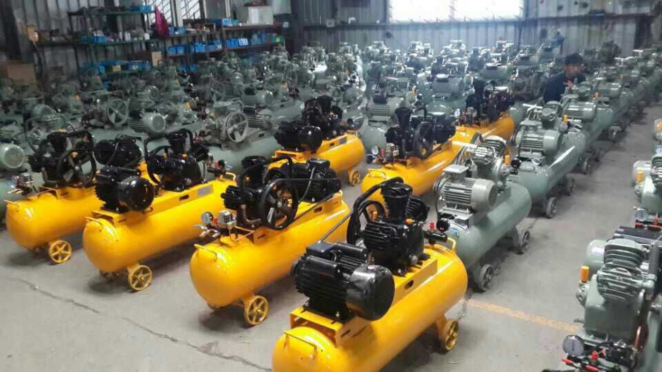 Top Quality Professional RoadBuck factory 10Hp copper wire Piston air compressor portable price