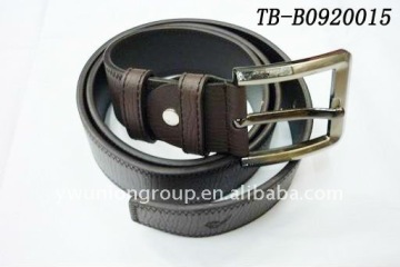 man\'s pin buckle belt