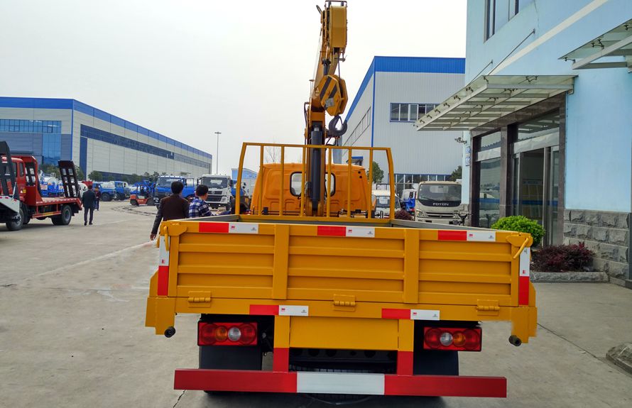 crane truck JMC 4