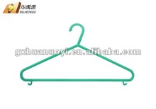 cheap plastic hangers