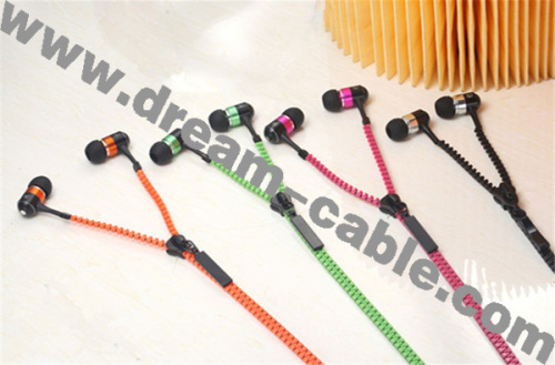 Noise Isolating Zipper Earphone for iPhone 5s