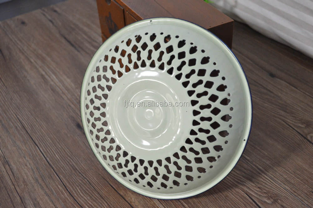 Retro Enamel Colander Kitchen Basket And Vegetable Strainer