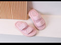 Två PU -remsreglage Sandal Slipper för barn