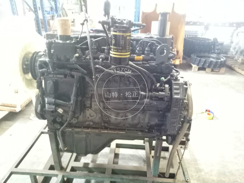 PC200-8MO engine komatsu