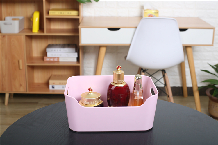 Factory direct-wholesale-Home Office plastic storage box Latch Box with carrying handle Sky blue pink customized OEM Blue