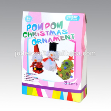 DIY Pompom Christmas Ornament