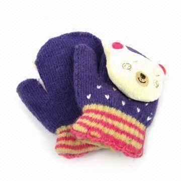 Children's glove with warm cotton, various styles and colors are available