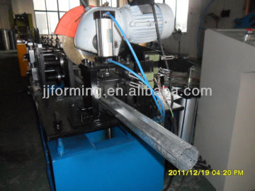 Eight angle pipe roll forming machine