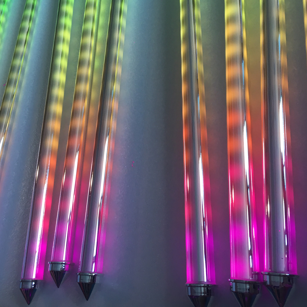 ពណ៌ផ្លាស់ប្តូរពណ៌ RGB LED chandelier មួយបំពង់ 16pixels