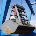 Crane grabs Wireless remote control grabs for loading and unloading of bulk cargo at terminals