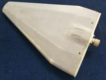 Logarithmic periodic antenna transmission antenna