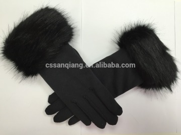 Lady Fashion Cute Full Finger Winter Gloves with Real Rabbit Fur Cuffs