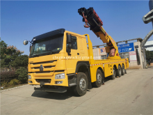 HOWO rear 3 axles folding arm crane