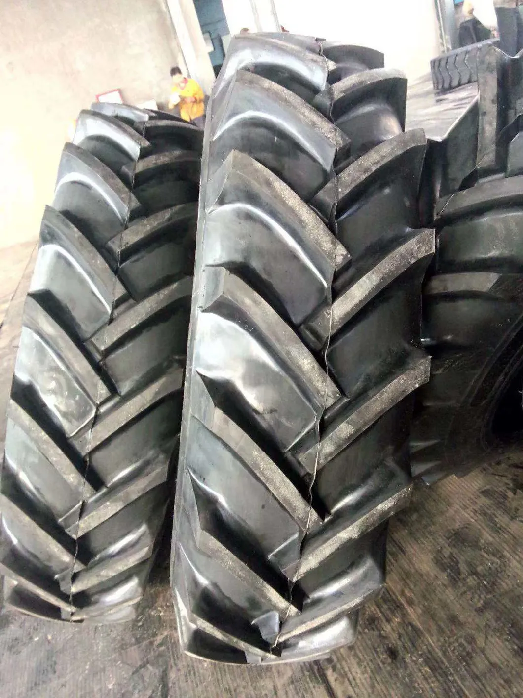 Sand Tyre 1400r20 1600r20 24r21 MTP Aeolus/ Boto/ Eced