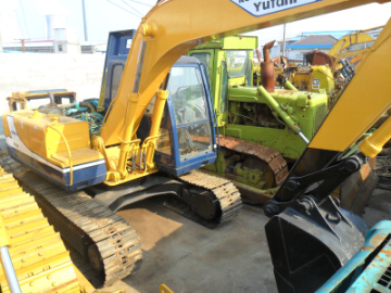 KOBELCO SK120 EXCAVATOR