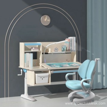 bureau d&#39;enfant polyvalent