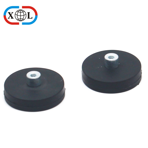 Non-Scratch Neodymium Rubber Magnet with Screwed Bush