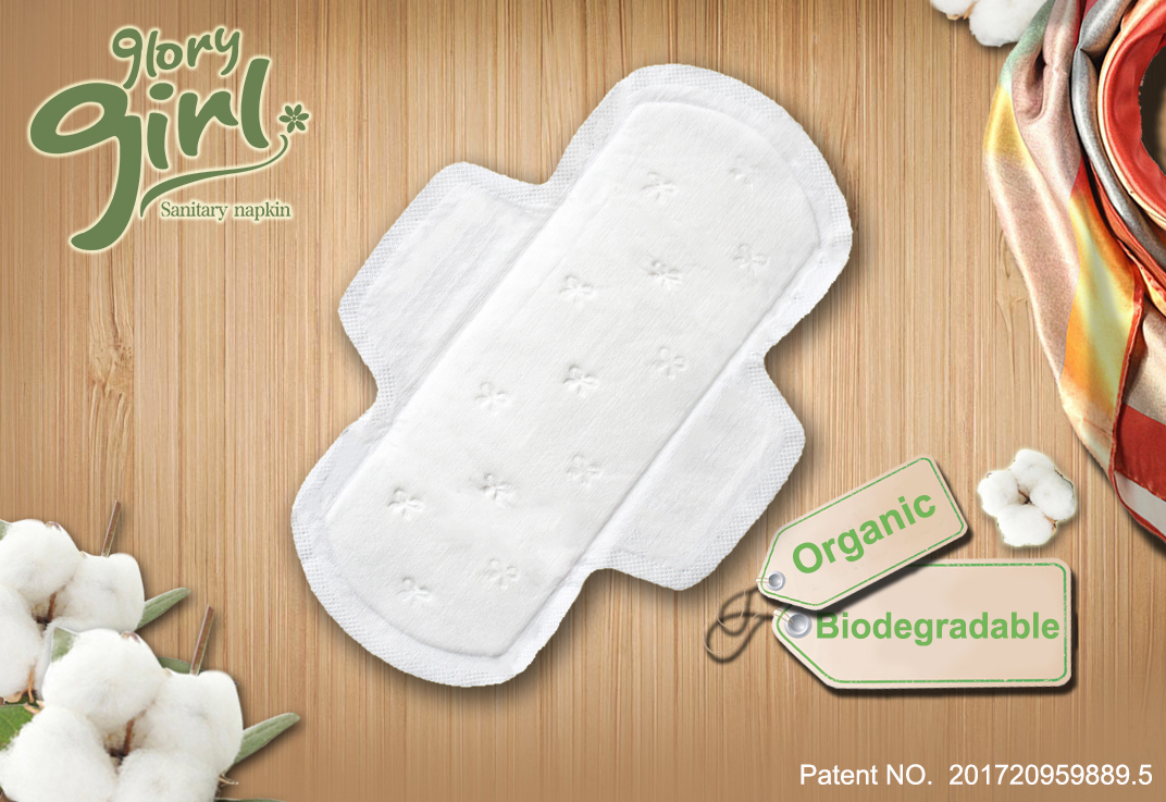 Disposable organic cotton sanitary napkins with wings