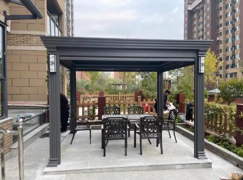 Light Modern Bioclimatic Pergola automatize solar