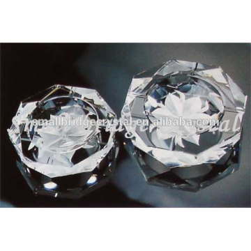 Etched crystal smoking set