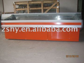 Fresh meat showcase (supermarket)