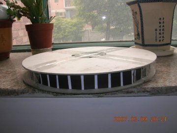 Decorative magnetic buttons