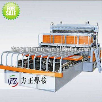 Galvanized iron wire mesh welding machine
