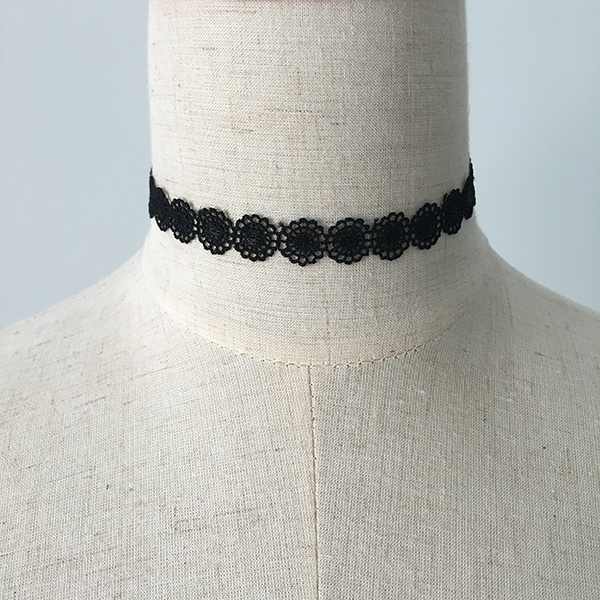 Lace Choker