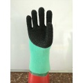 Зеленые перчатки с покрытием из ПВХ черная пена