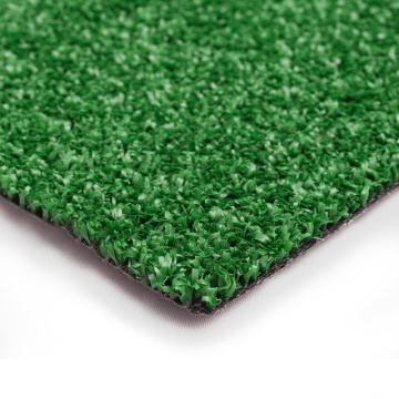 หญ้าเขียวสำหรับกอล์ฟ