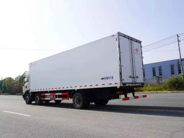 6x2 Refrigerator Truck, freezer Van Truck