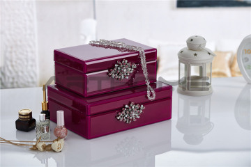 Elegant Shape Showy Handcrafted Jewelry Box