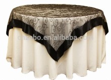 Guangzhou Factory Made 100% Polyester Luxurious Wedding Table Cloths