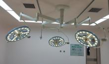 Hollow CreLed 5700/5700 Ceiling Mounted Surgical Lamp