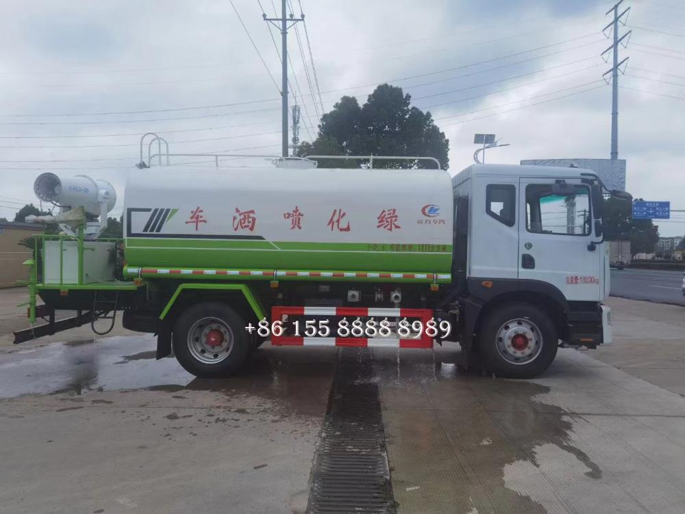 Dongfeng 12cm Sprinkler Truck 8 Jpg