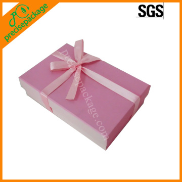 Paper gift boxes with silk ribbon