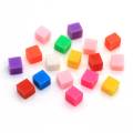 8 * 8MM No Hole Bunte kleine Würfel Polymer Clay Schlamm Ton Schleimfüllung für Kinder Spielzeug Diy Phone Shell Dekoration