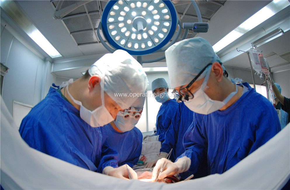 Medical equipment operating light