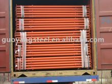 pipe support with shaft