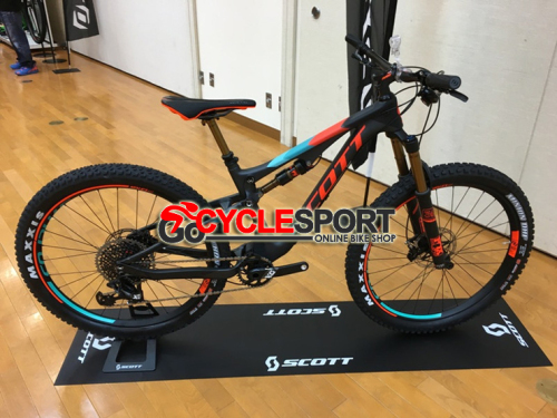 2017 Scott Genius 700 Plus Tuned Mountain Bike