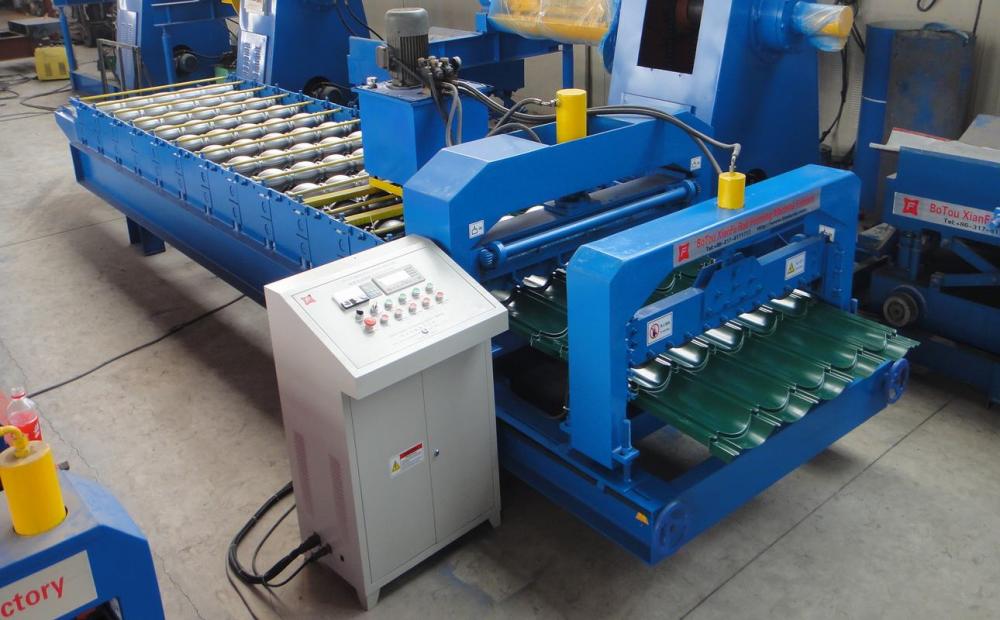 Glazed Color Steel Roofing Tile Roll Forming Machine