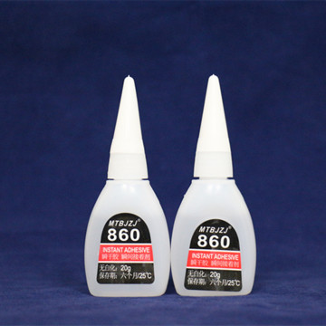 Non-albino Cyanoacrylate Glue